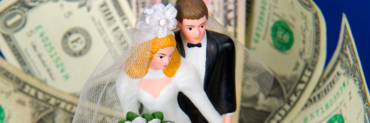 Money Issues That Concern Married Couples - Investing & Credit